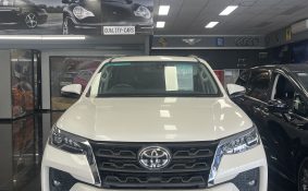 2021 TOYOTA FORTUNER GUN 156R GXL 4×4