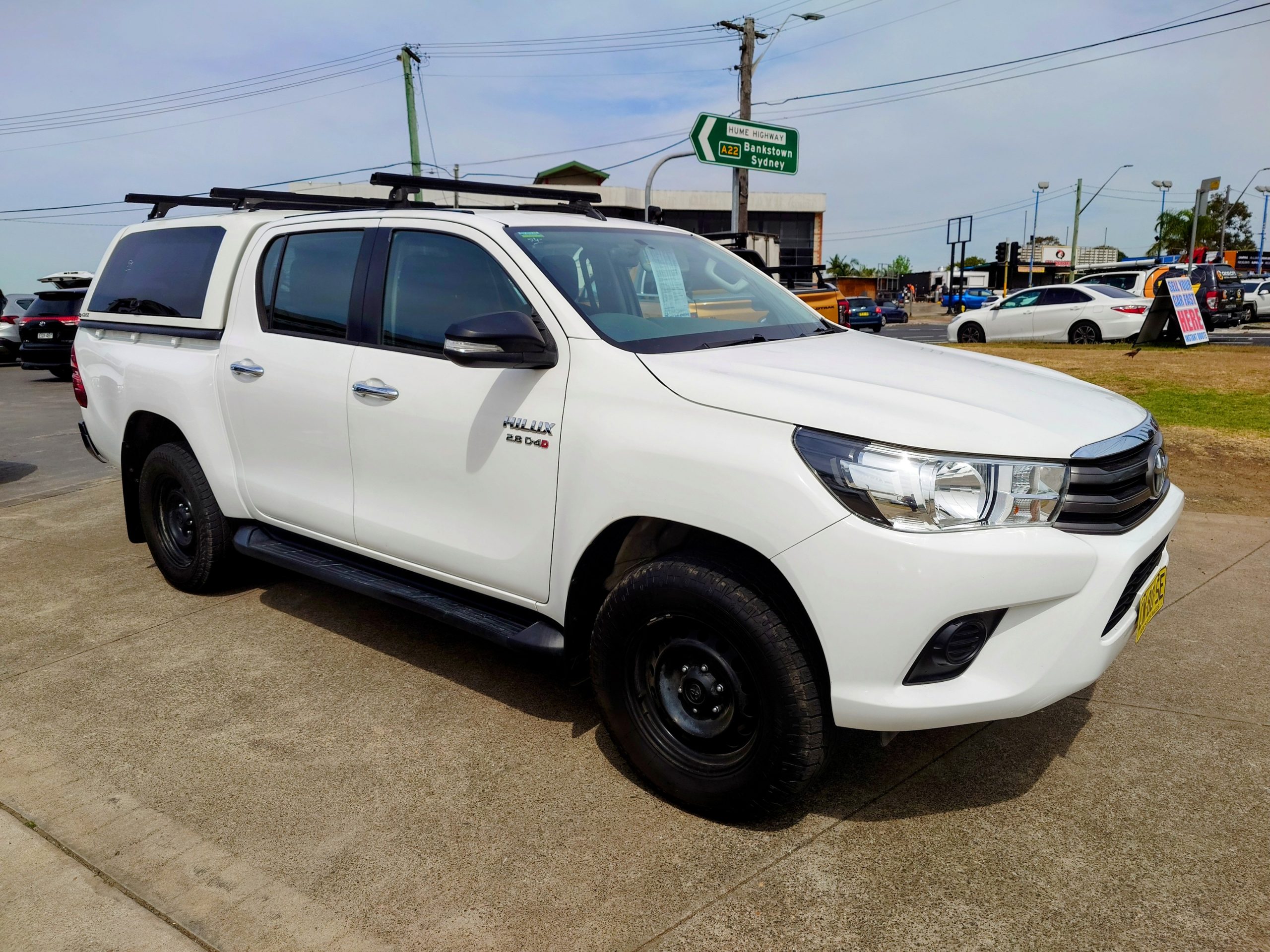 2017 Toyota Hilux SR 4X4 Automatic