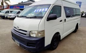 2008 Toyota Hiace Commuter